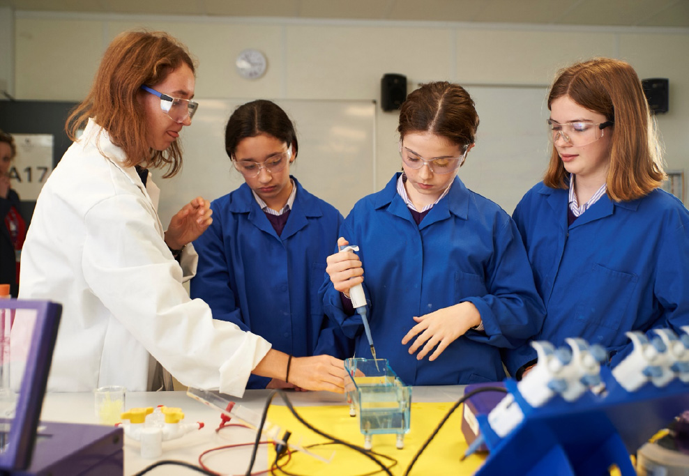 Chemistry teacher jobs at independent schools